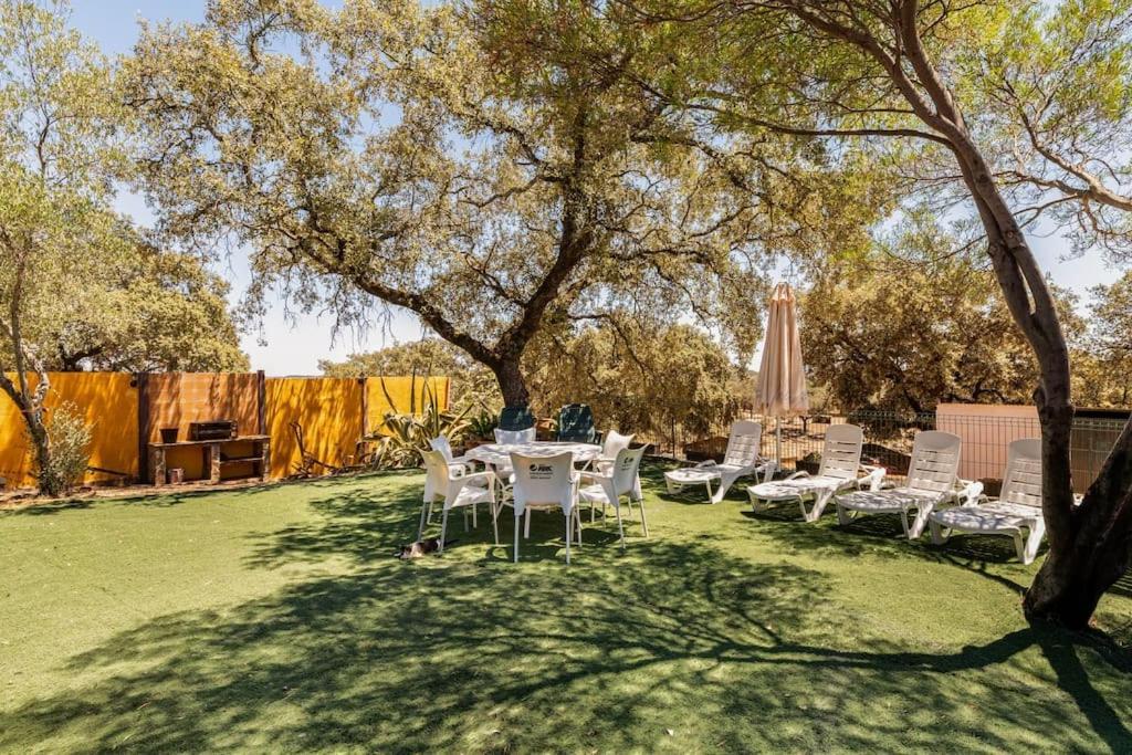 Casa Rural Navalonguilla Con Piscina سانتا أولالا ديل كالا المظهر الخارجي الصورة