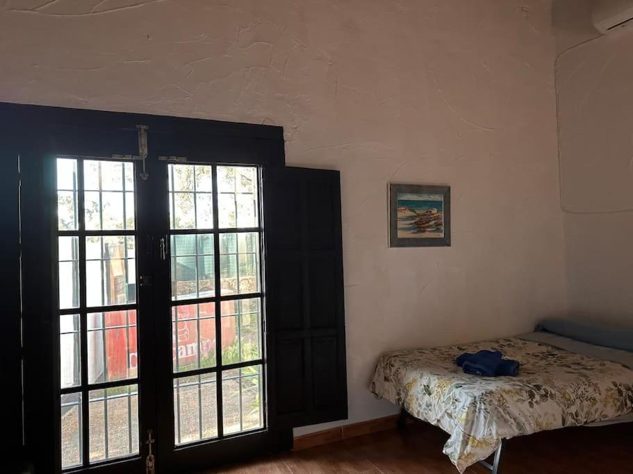 Casa Rural Navalonguilla Con Piscina سانتا أولالا ديل كالا المظهر الخارجي الصورة